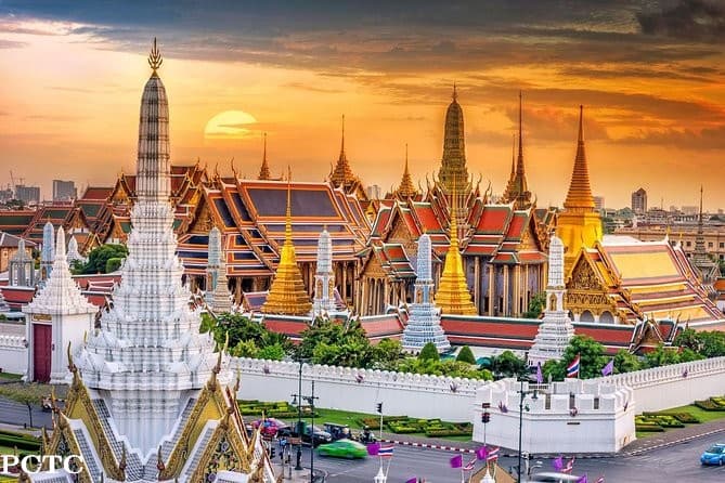 Day 4: Bangkok City and Temple Tour image2